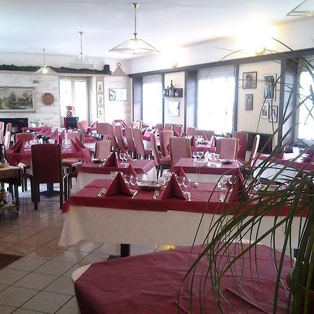 Albergo Del Cacciatore Cremeno 外观 照片