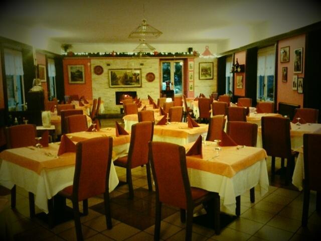 Albergo Del Cacciatore Cremeno 外观 照片