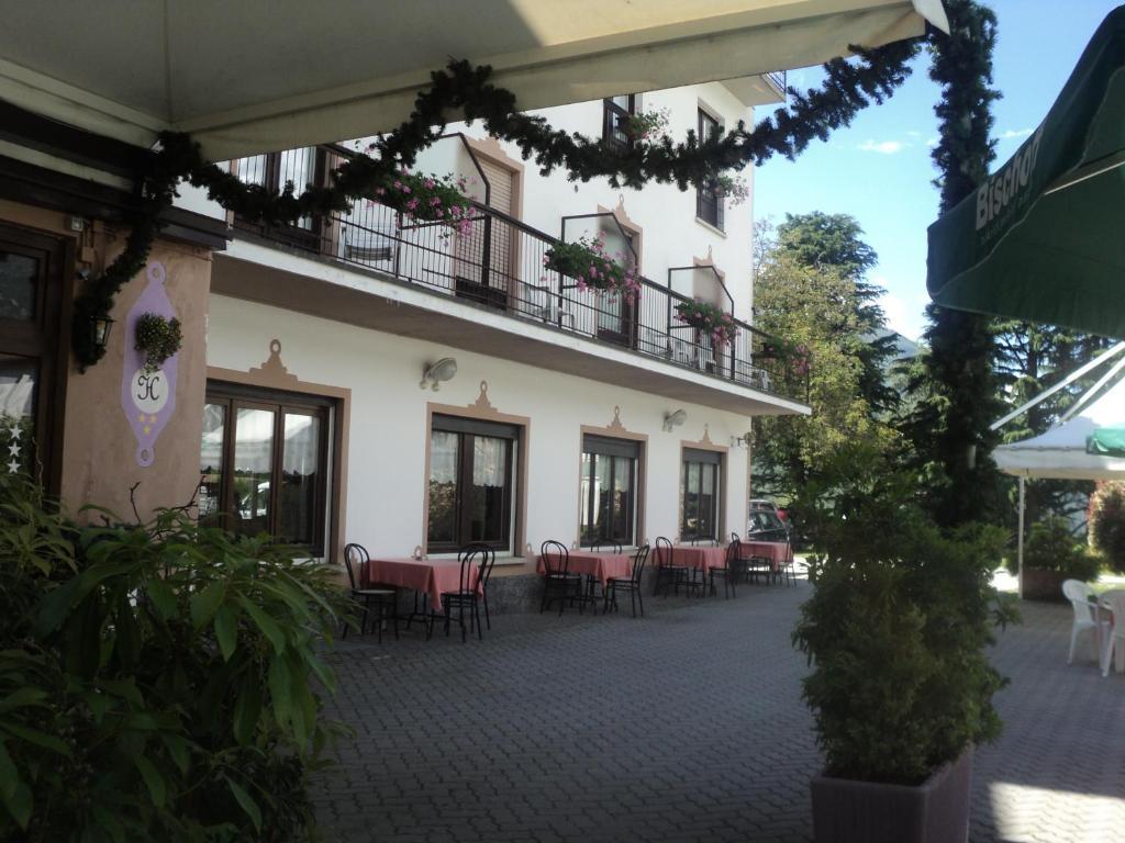 Albergo Del Cacciatore Cremeno 外观 照片